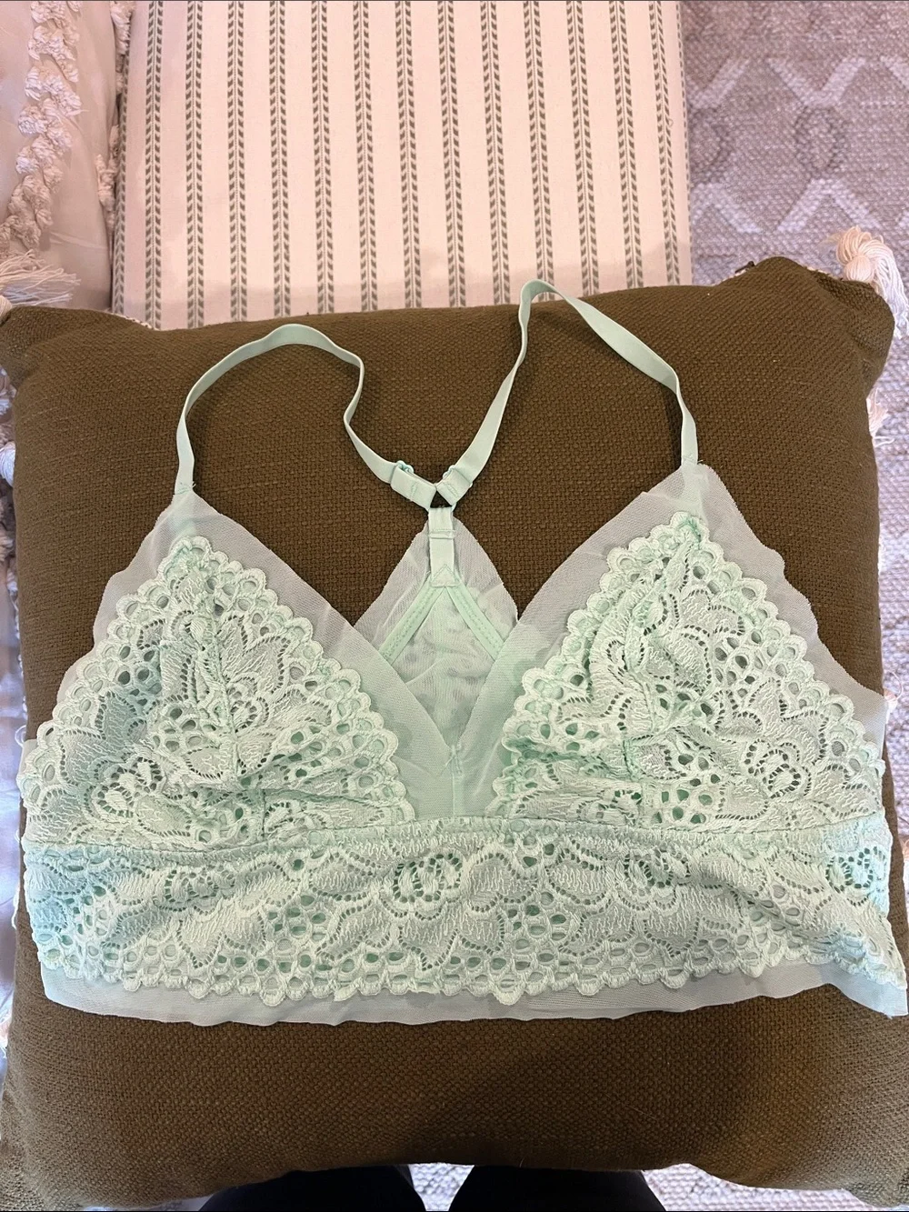 Bralettes Lot (5) Lace Bras - Picture 4 of 11